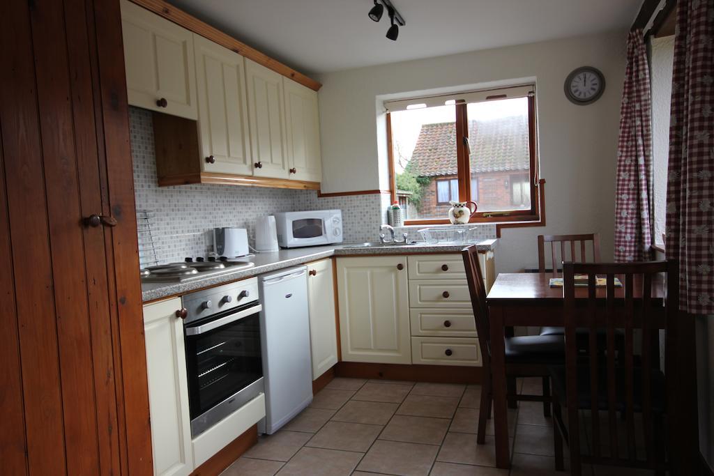 Low Costa Mill Pickering Room photo